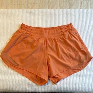 Lululemon Women’s gotta hot shorts